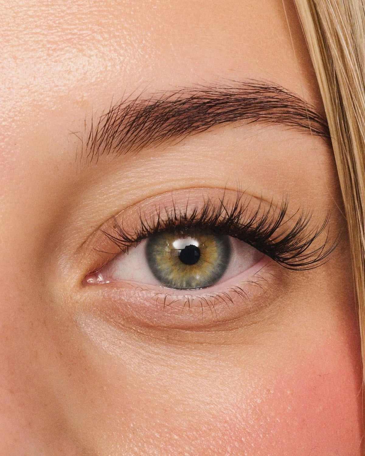 wispy | press-on extensions